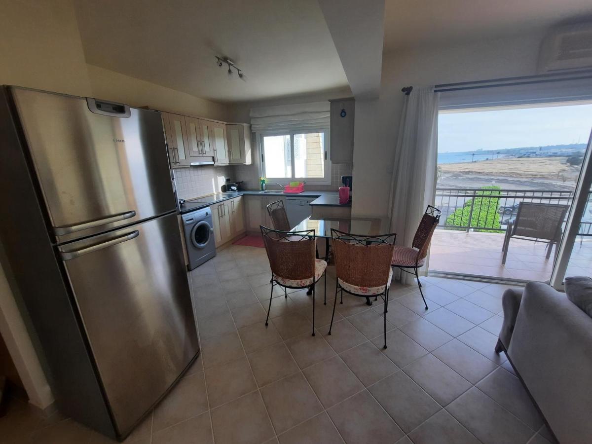 Sunrise Beach Suite B7 Gastria Exterior photo