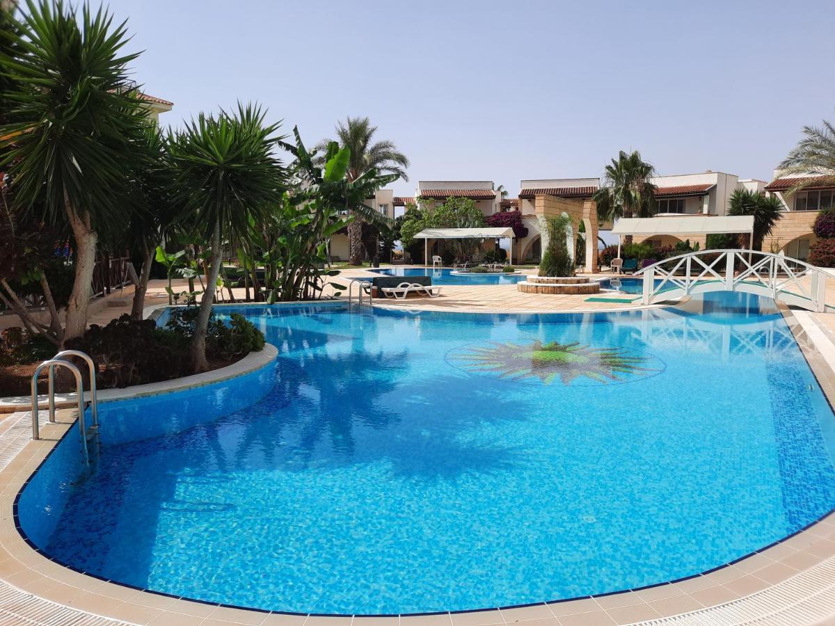 Sunrise Beach Suite B7 Gastria Exterior photo